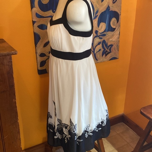 Black & White Formal Chiffon Dress - Picture 3 of 5